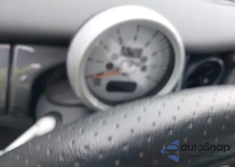 2004 Mini Cooper S из США, поврежденный, VIN WMWRE33484TD77611